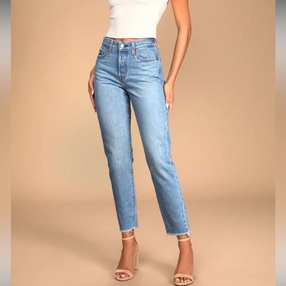 Levis wedgie straight jean
